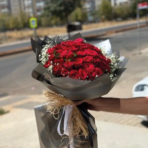 61 Adet Canlı Gül Buketi