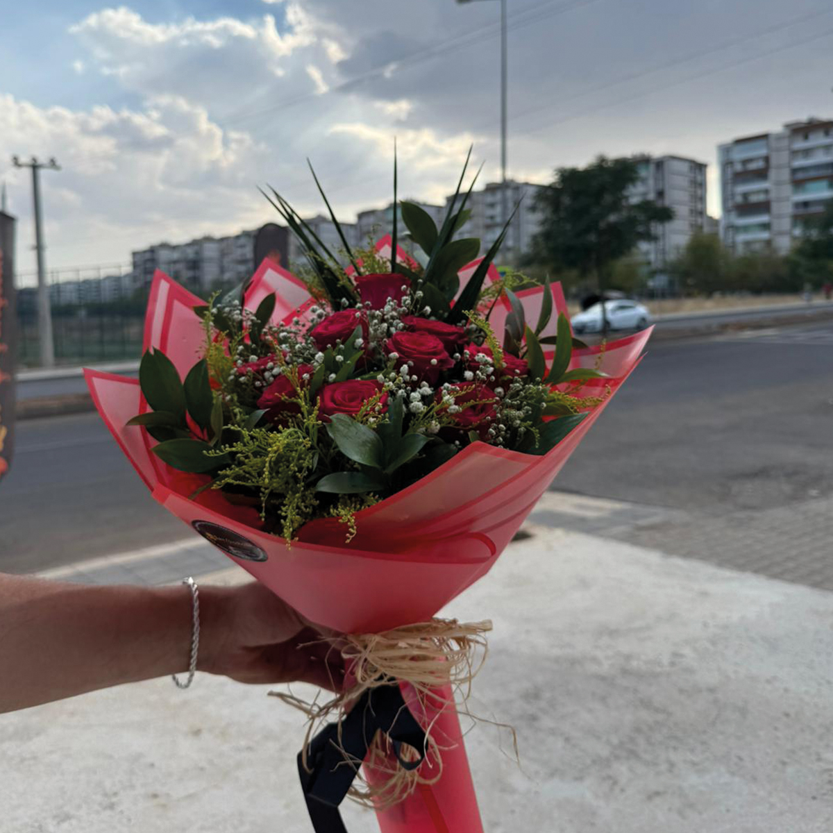 10 Adet Kırmızı Gül Buketi