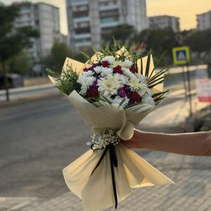 Zarif Karışık Buket