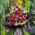 41 Adet Yatay Kırmızı Gül Aranjmanı