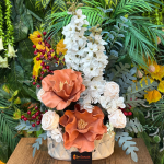 Dekoratif Yapay Çiçek Aranjmanı – Modern Tasarım Vazo